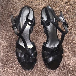 Guess heels